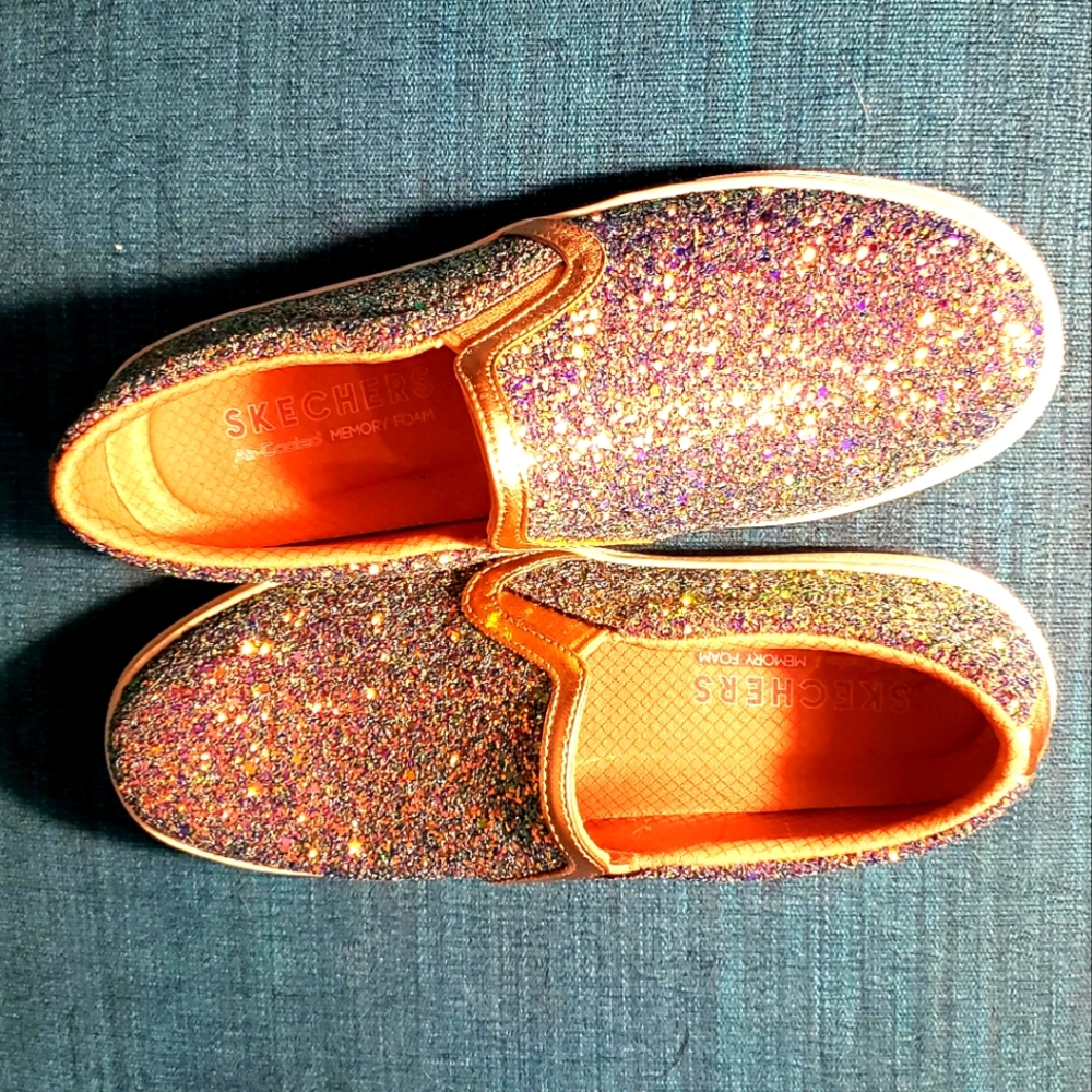 Sparkle Sketchers memory foam milticolor glitter sneakers 7.5- 8M never worn